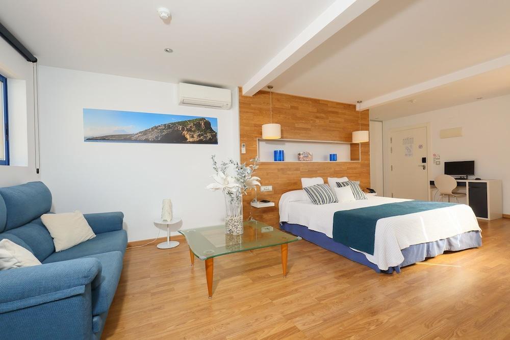 Hotel Fetiche Alojamiento Con Encanto Бенидорм Экстерьер фото