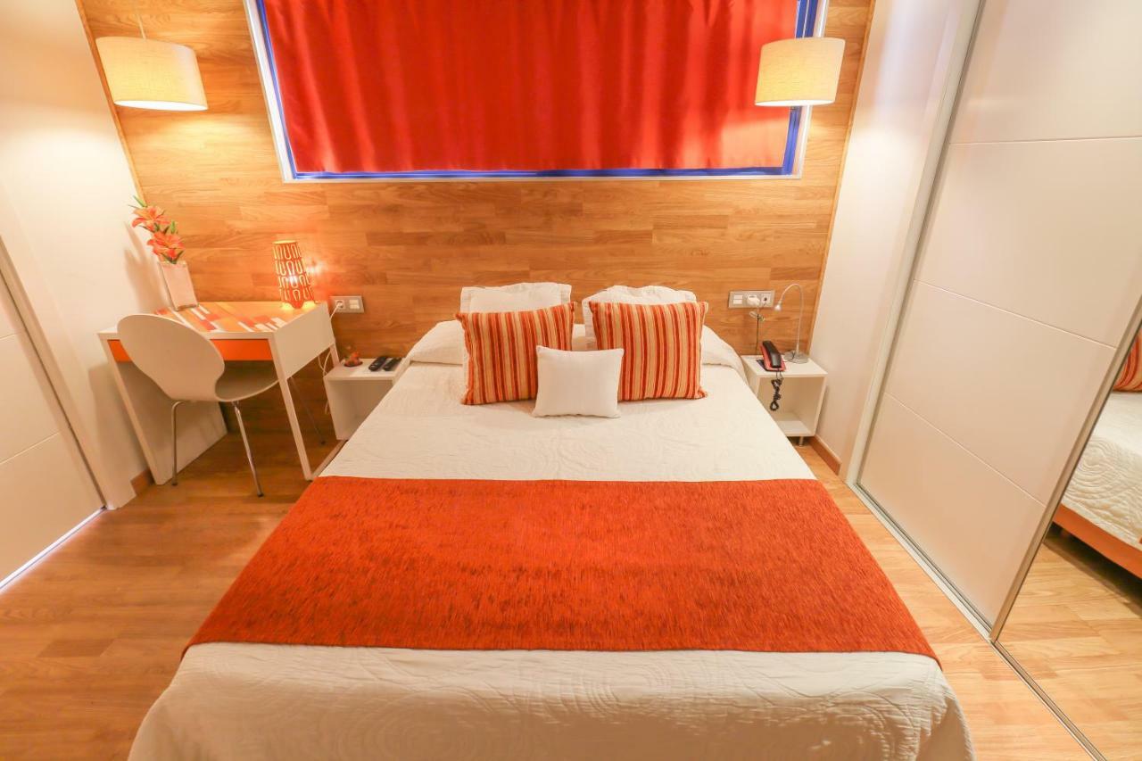 Hotel Fetiche Alojamiento Con Encanto Бенидорм Экстерьер фото
